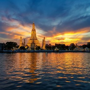 ถอดรหัสชัยภูมิฮวงจุ้ยพระบรมมหาราชวัง: ท้องมังกรแม่น้ำเจ้าพระยา และการวางผังเมืองหลวง | ซินแสอาณัติ