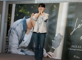 "Young K" เผยพร้อมโชว์ภาพลักษณ์ในโซโล่คอนเสิร์ต “Young K Solo Concert <Letters with notes> in Bangkok” พร้อมอ้อนจัดหนักทำเอา My Day ชาวไทยว้าวุ่นเลย