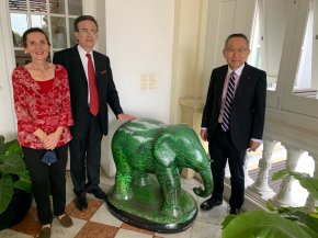 Deliver “Chiang Rai Elephants” to Ambassador Thierry Matou, Ambassador of France to Thailand