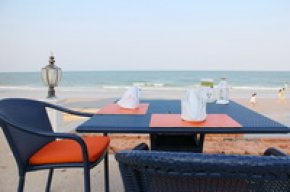 Rak Talay Beach Restaurant
