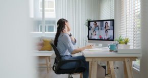 Office Syndrome คือโรคยอดฮิตวัยทำงานที่อาการปวดลามตั้งแต่อวัยวะส่วนคอ บ่า ไปจนถึงสะบัก