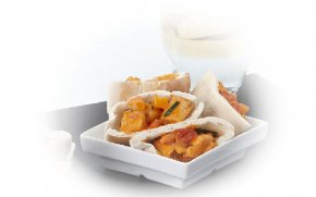 Roasted Chicken red curry in Pita bread