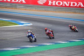 เร็วในสนามอย่างปลอดภัย! ฮอนด้าบิ๊กไบค์ ยกระดับทักษะนักขี่ไทย ผ่าน Track Xperience & CBR Trophy 2026 สร้างคอมมูนิตี้บิ๊กไบค์คุณภาพ