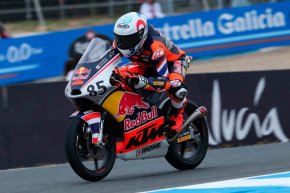 ไม้คิว-เกียรติศักดิ์ ฟอร์มฮอต เก็บแต้มต่อเนื่อง ศึก เรดบูล โมโตจีพี รุกกีส์ คัพ 2026 เฮเรซ ราวด์ เรซ 2