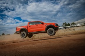 Ford Ranger Raptor Unbeatable Experience เปิดประสบการณ์สายลุยไปกับเจ้าไดโนเสาร์พันธุ์แกร่ง