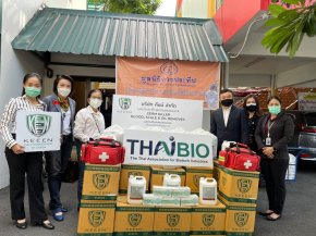 Donation Emergency bag and necessities to Khlong Toei Community