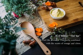Reed Diffuser “Thai Spa” สัมผัสกลิ่นหอมจากสมุนไพรไทยผสานกับกลิ่นหอมจากส้มและซีตรัสได้อย่างลงตัว