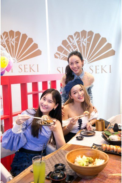 เซเลบคนดังชวนกันมา “สด ฟิน คุ้ม” ลิ้มรสอาหารญี่ปุ่นร้าน “Sushi Seki” ที่ เอ็มควอเทียร์