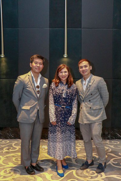 THE ST. REGIS BANGKOK X TAWN C. เปิดตัว ชุดน้ำชายามบ่าย “Old New York – Modern Bangkok” 