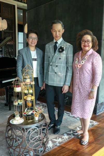 THE ST. REGIS BANGKOK X TAWN C. เปิดตัว ชุดน้ำชายามบ่าย “Old New York – Modern Bangkok” 