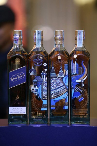 Johnnie Walker ฉลองความสัมพันธ์เคียงคู่ไทยร่วมศตวรรษ พร้อมเปิดตัว “Johnnie Walker Blue Label Bangkok Edition” 