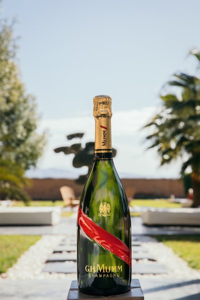 เฉลิมฉลองครบรอบ 1 ปี รูฟท็อปแชมเปญบาร์สุดหรู CRU Champagne Bar – A G.H. Mumm Bar