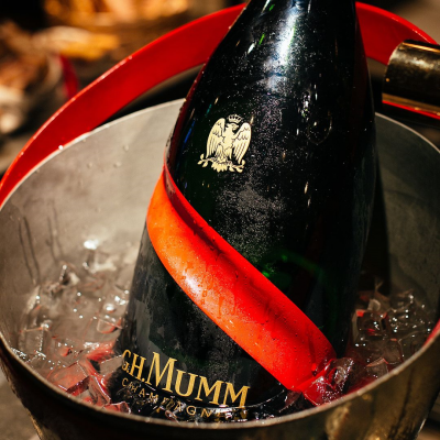 เฉลิมฉลองครบรอบ 1 ปี รูฟท็อปแชมเปญบาร์สุดหรู CRU Champagne Bar – A G.H. Mumm Bar