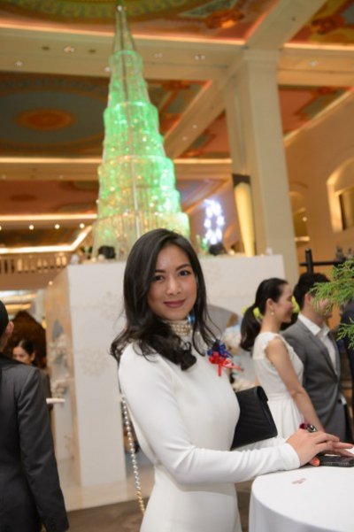 Anantara Siam Bangkok Hotel organises Christmas Tree Charity Project