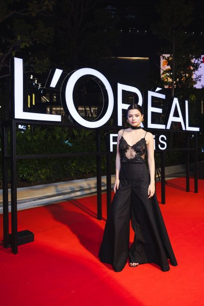 L’Oreal Paris จัดใหญ่! ฉลอง ‘คุณค่าที่ทุกคนคู่ควร’ กว่า 115 ปี ร่วมกับ ชมพู่-ณิชา-เบ็คกี้-เจมีไนน์-มาดามแป้ง