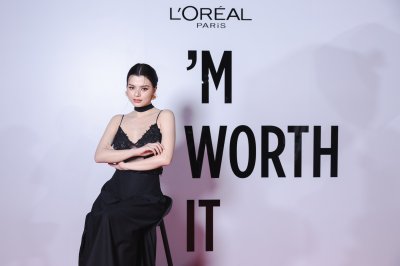 L’Oreal Paris จัดใหญ่! ฉลอง ‘คุณค่าที่ทุกคนคู่ควร’ กว่า 115 ปี ร่วมกับ ชมพู่-ณิชา-เบ็คกี้-เจมีไนน์-มาดามแป้ง