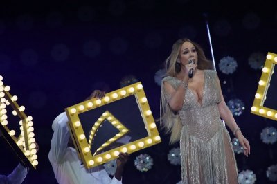 “Mariah Carey” ร่ายมนตร์สะกดคนดู ปิดฉาก เอเชียทัวร์ ใน “Mariah Carey Live in Concert, Bangkok 2018”