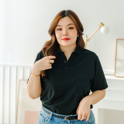 เสื้อโปโล "รุ่นไม่มีกระเป๋า" สีดำ เสื้อโปโล "รุ่นไม่มีกระเป๋า" สีดำ
