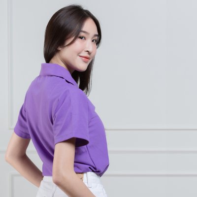 เสื้อโปโล รุ่นไม่มีกระเป๋า สีม่วงองุ่น