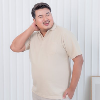 เสื้อโปโล รุ่นมีกระเป๋า สีเบจ(ครีม)