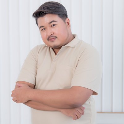 เสื้อโปโล รุ่นมีกระเป๋า สีเบจ(ครีม)