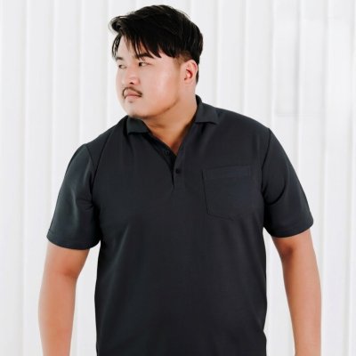 เสื้อโปโลพลัสไซส์ "มีกระเป๋า" สีดำ