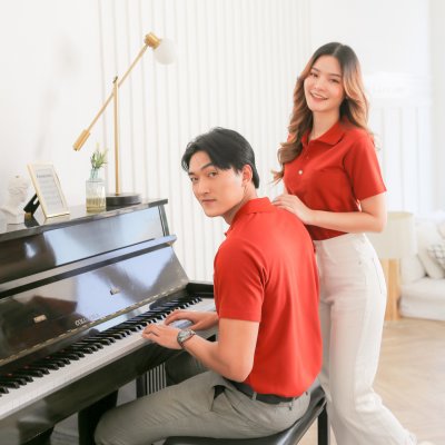 เสื้อโปโล "รุ่นมีกระเป๋า" สีส้มอิฐ เสื้อโปโล "รุ่นมีกระเป๋า" สีส้มอิฐ