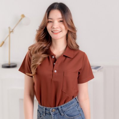 เสื้อโปโล รุ่นมีกระเป๋า สีน้ำตาล