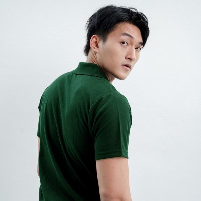 เสื้อโปโล "รุ่นมีกระเป๋า" สีเขียวหัวเป็ด เสื้อโปโล "รุ่นมีกระเป๋า" สีเขียวหัวเป็ด