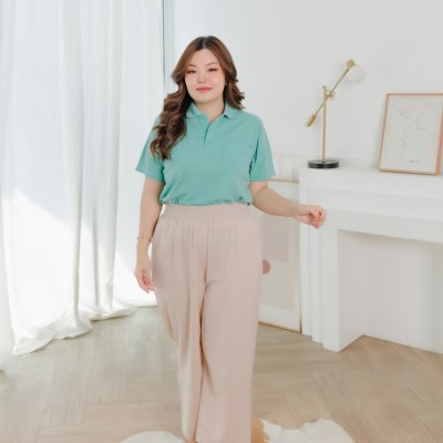 เสื้อโปโล รุ่นมีกระเป๋า สีเขียวมิ้นท์