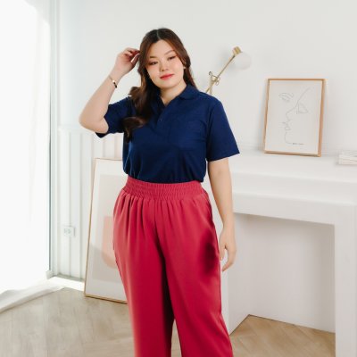 เสื้อโปโล "รุ่นมีกระเป๋า" สีกรมท่า เสื้อโปโล "รุ่นมีกระเป๋า" สีกรมท่า