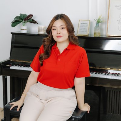 เสื้อโปโล "รุ่นมีกระเป๋า" สีแดง เสื้อโปโล "รุ่นมีกระเป๋า" สีแดง