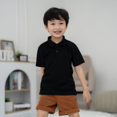 เสื้อโปโลเด็ก สไตล์มินิมอล สีดำ เสื้อโปโลเด็ก สไตล์มินิมอล สีดำ
