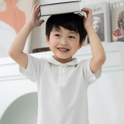 เสื้อโปโลเด็ก สไตล์มินิมอล สีขาว