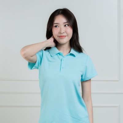 เสื้อโปโลหญิง "ทรงเว้าเอว" สีฟ้าใส
