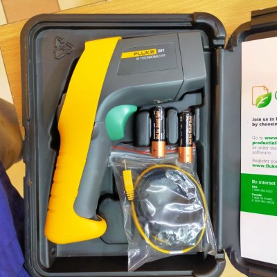 Fluke 561 HVAC Infrared and Contact Thermometer