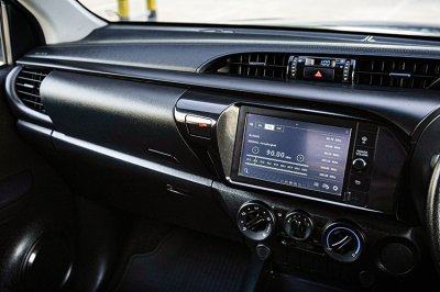 2022 Toyota HILUX REVO 2.4 Smart Cab Z Edition Entry