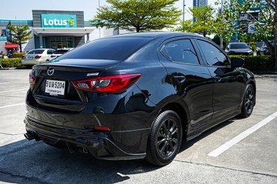 2019 Mazda 2 1.3  High Connect Sedan