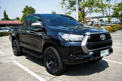 2021 Toyota HILUX REVO 2.4 Smart Cab Prerunner Entry Pickup