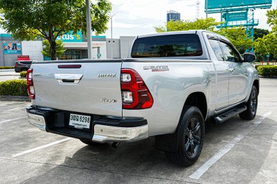 2021 Toyota HILUX REVO 2.4 Smart Cab Prerunner Entry Pickup