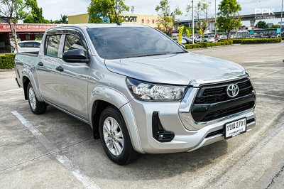 2020 Toyota HILUX REVO 2.4 Double Cab Z Edition Mid Pickup
