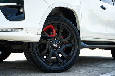 2022 Toyota FORTUNER 2.8 GR Sport 4WD SUV