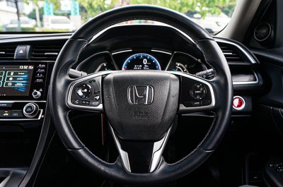 2021 Honda CIVIC 1.8 FC  EL Sedan
