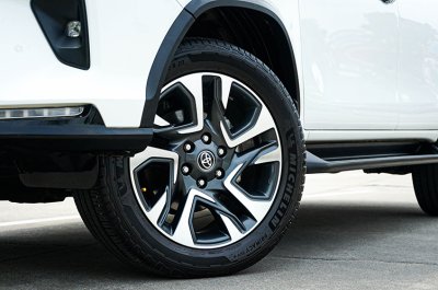 2022 Toyota FORTUNER 2.8 Legender SUV