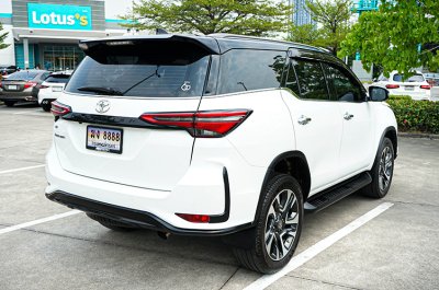 2022 Toyota FORTUNER 2.8 Legender SUV