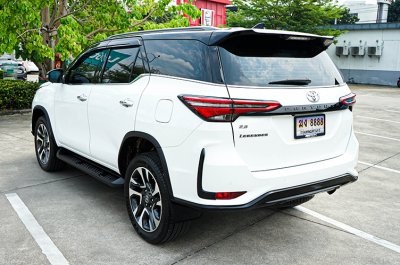 2022 Toyota FORTUNER 2.8 Legender SUV