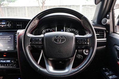 2022 Toyota FORTUNER 2.8 Legender SUV