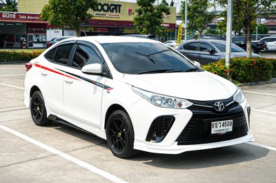 2022 Toyota Yaris Ativ 1.2 Entry