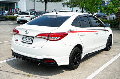 2022 Toyota Yaris Ativ 1.2 Entry