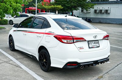 2022 Toyota Yaris Ativ 1.2 Entry